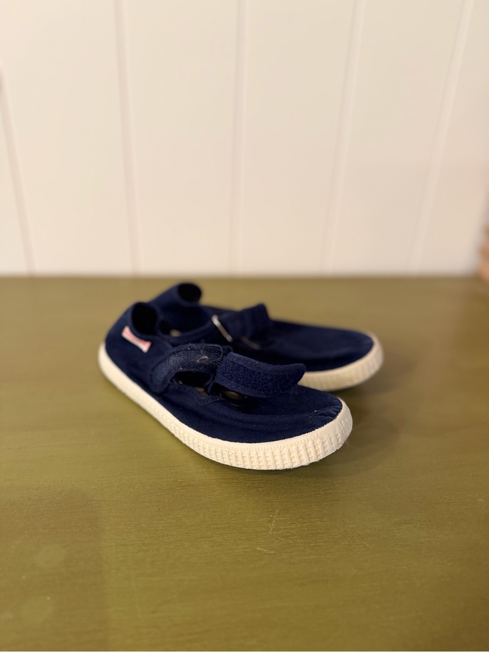 Cienta Navy Canvas Mary Jane Sneakers Kids Size 30
